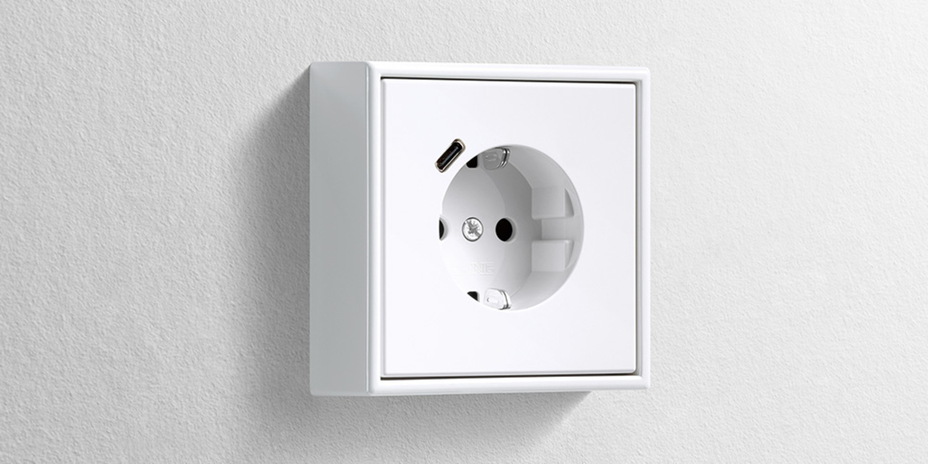 Erweiterter Anschlussraum für die Nachrüstung bei Elektro Tischler Reinhard in Oberschneiding