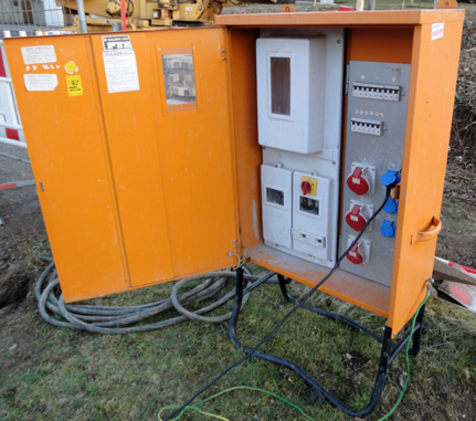 Baustromkasten bei Elektro Tischler Reinhard in Oberschneiding