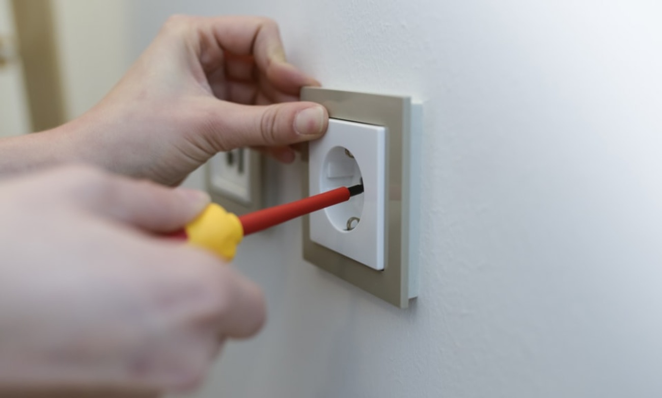 Elektro­installation bei Elektro Tischler Reinhard in Oberschneiding
