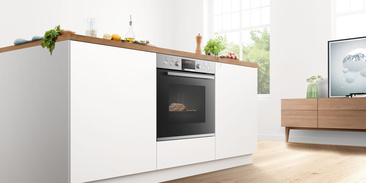 Backöfen und Herdsets bei Elektro Tischler Reinhard in Oberschneiding